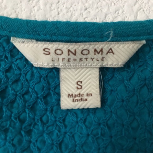 Turquoise Tank - Picture 2 of 2